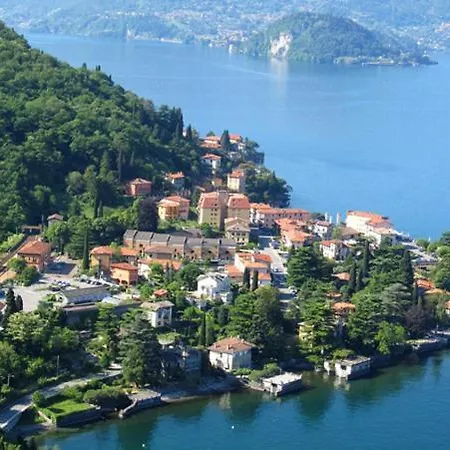 Sleeps 4 * Varenna
